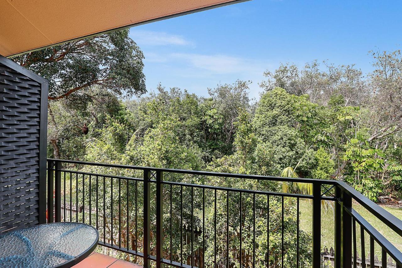 Sea Breeze On Main Beach Byron Bay Exterior photo