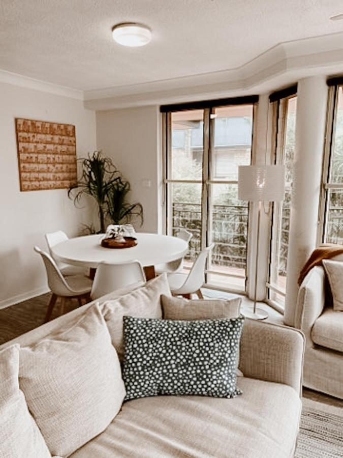 Sea Breeze On Main Beach Byron Bay Exterior photo
